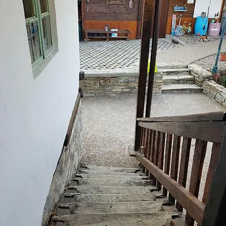 Staliovata House بيت ضيافة *
